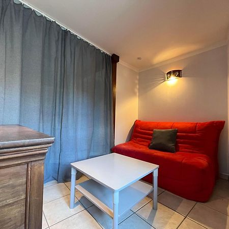Le Pied De Ville Pouzenc Embrun Exterior foto